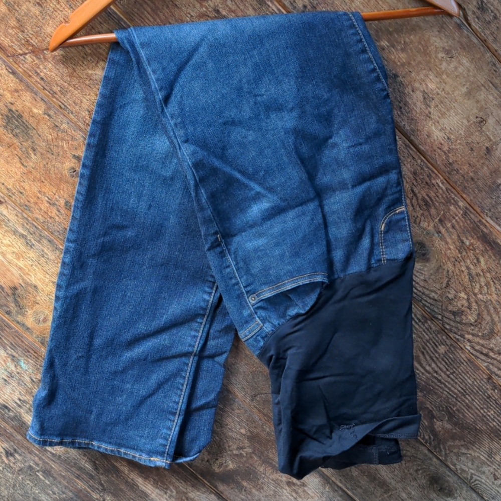 Medium full panel maternity jeans